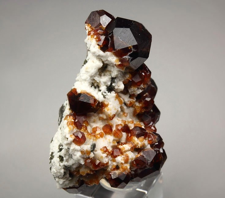 GARNET var. SPESSARTINE