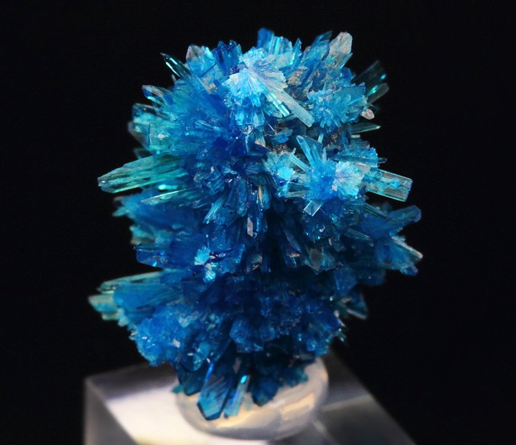 PENTAGONITE