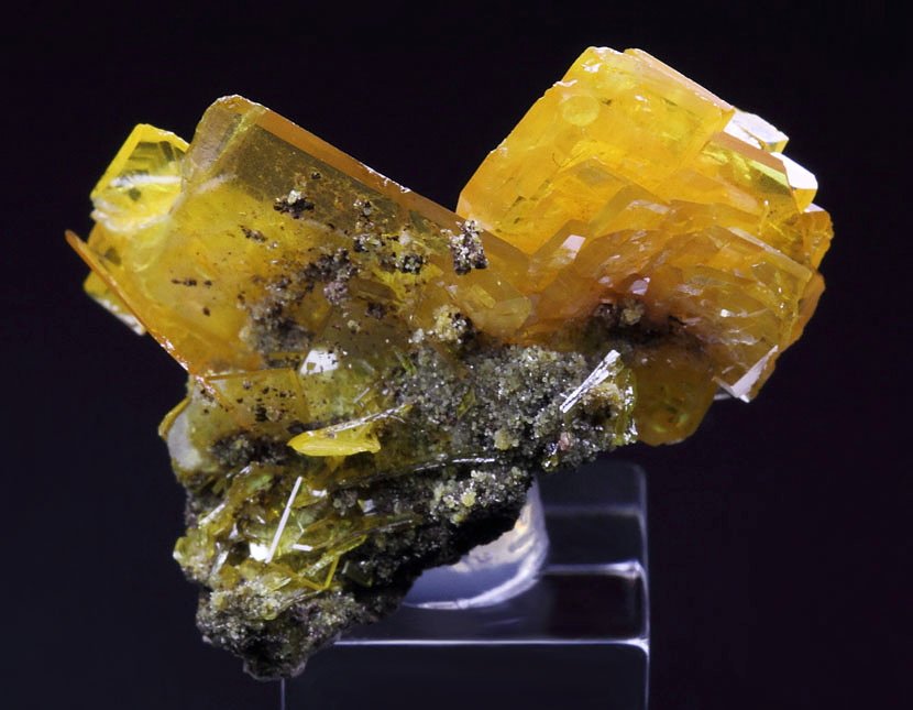 WULFENITE