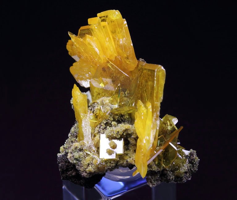 WULFENITE