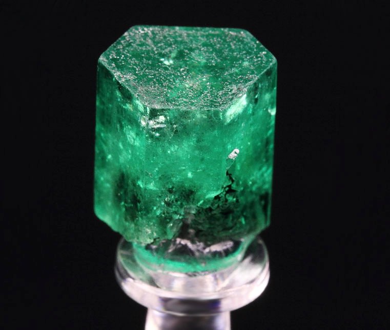 gem BERYL var. EMERALD