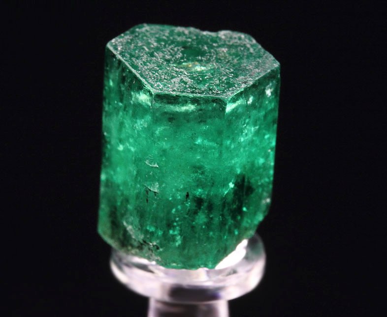 gem BERYL var. EMERALD