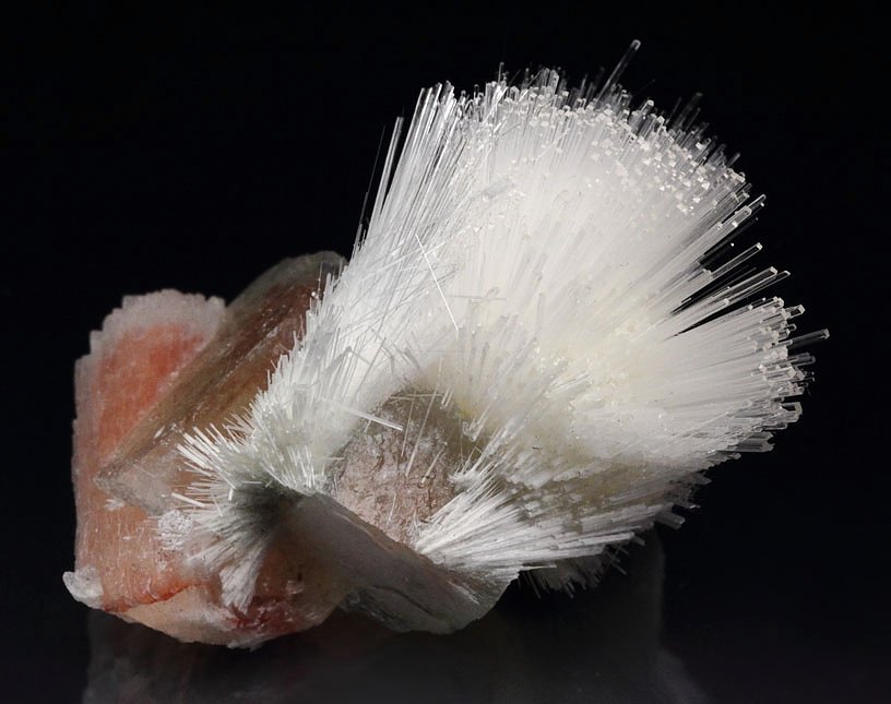 MESOLITE, STILBITE, FLUORAPOPHYLLITE-(K)