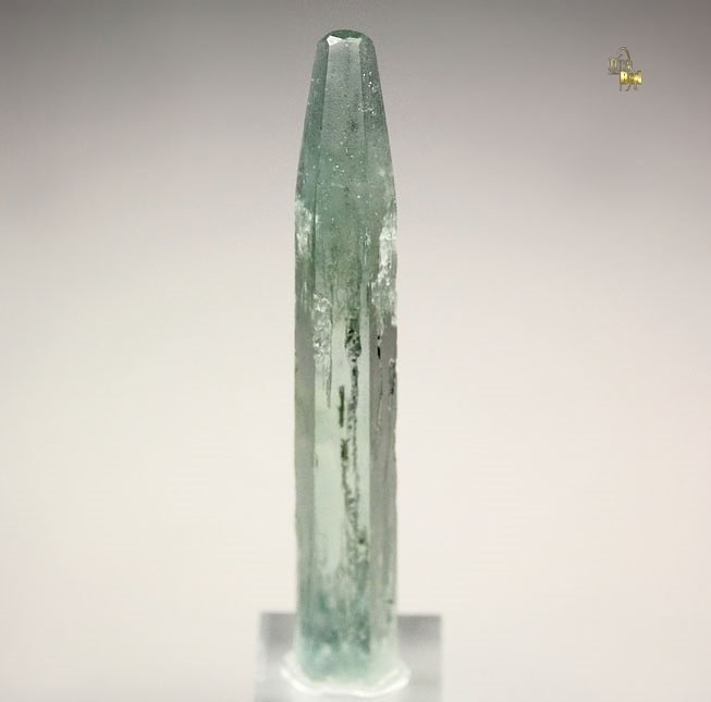 gem BERYL var. AQUAMARINE