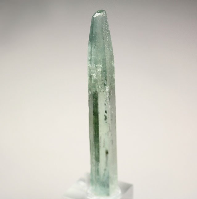 gem BERYL var. AQUAMARINE