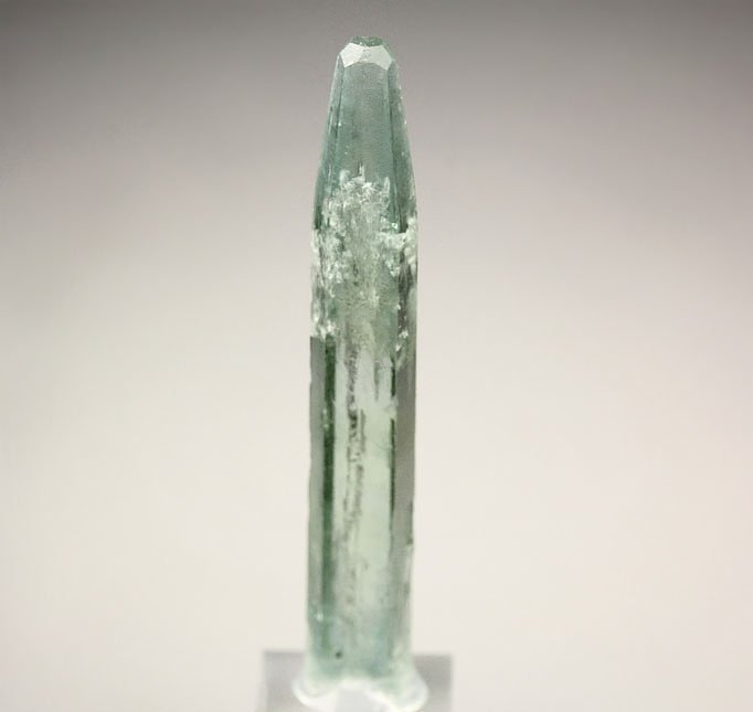 gem BERYL var. AQUAMARINE