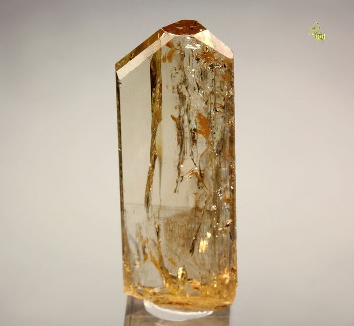 gem TOPAZ var. IMPERIAL TOPAZ