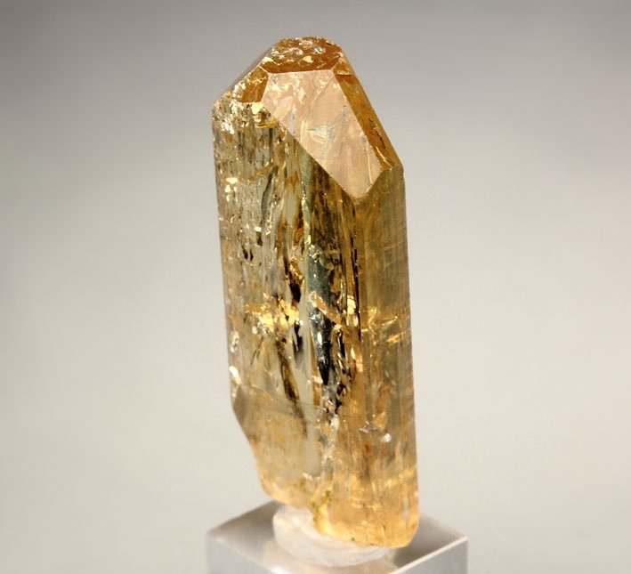 gem TOPAZ var. IMPERIAL TOPAZ