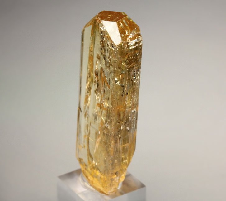 gem TOPAZ var. IMPERIAL TOPAZ