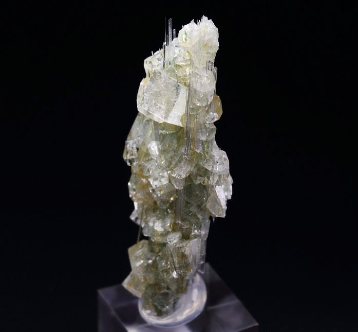 PECTOLITE, APOPHYLLITE