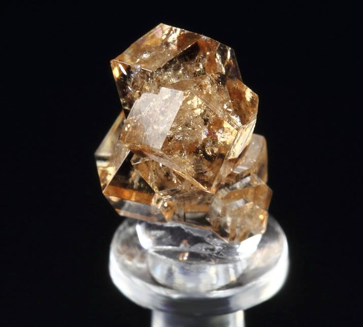 gem GARNET var. GROSSULAR