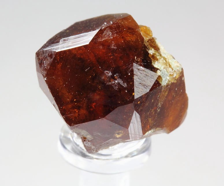 gem GARNET var. GROSSULAR