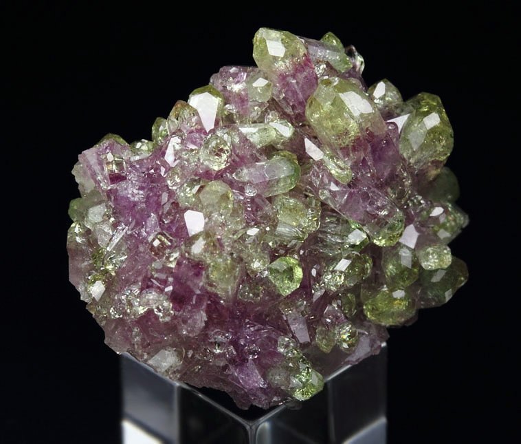 gem VESUVIANITE bi-color