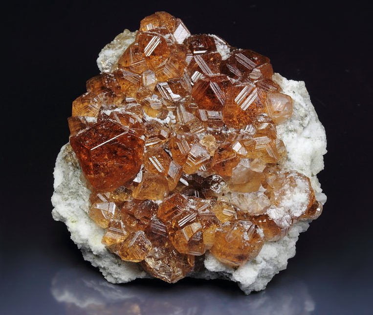 gem GARNET var. GROSSULAR, ALBITE