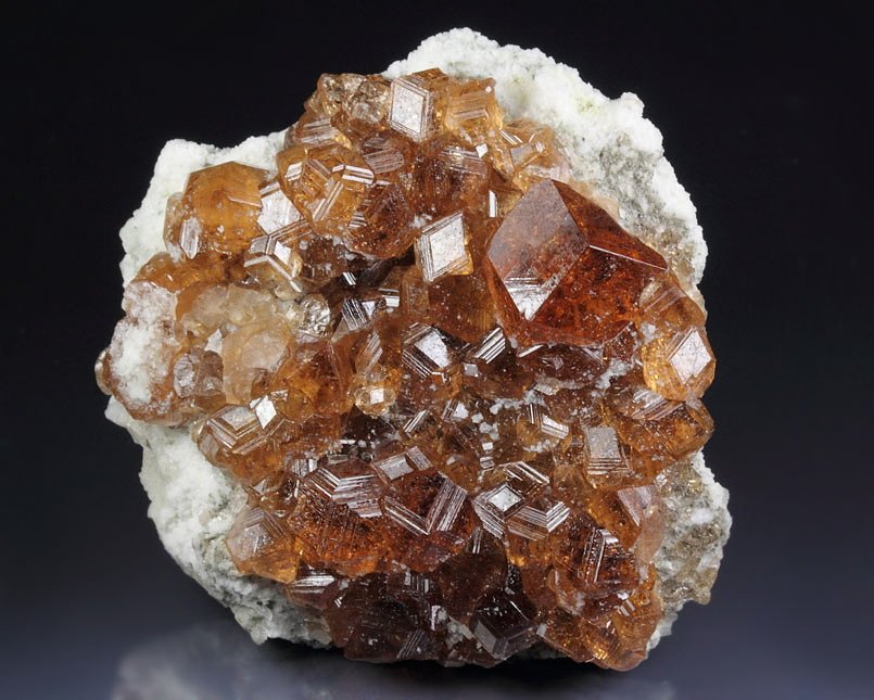 gem GARNET var. GROSSULAR, ALBITE