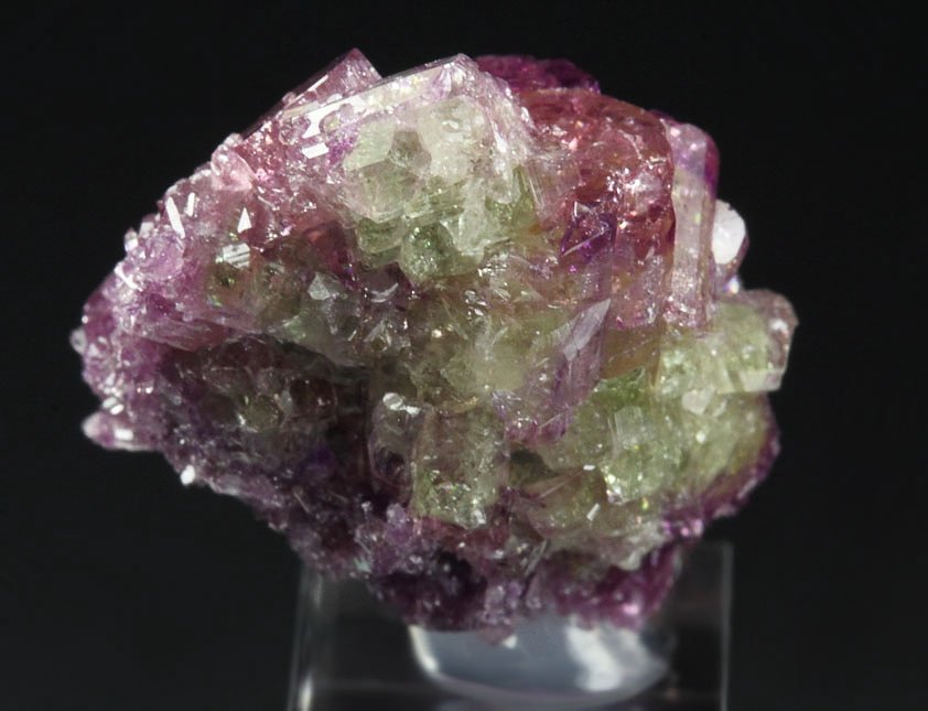 gemmy VESUVIANITE var. MANGANOAN