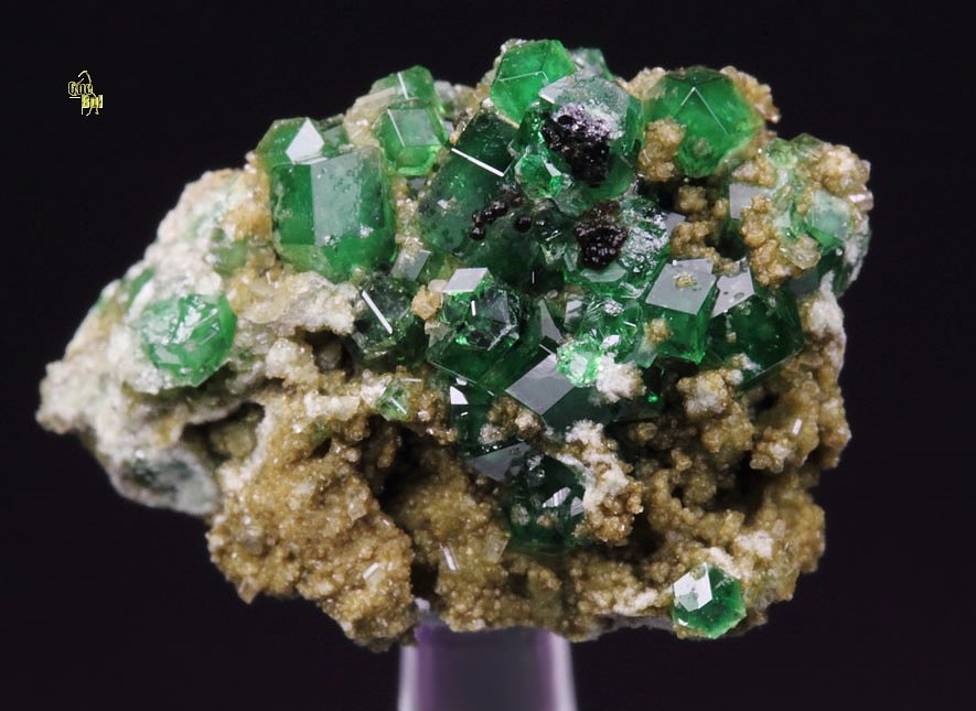 gem GARNET var. GROSSULAR var. CHROMIAN, DIOPSIDE, CLINOCHLORE