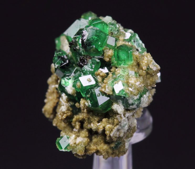 gem GARNET var. GROSSULAR var. CHROMIAN, DIOPSIDE, CLINOCHLORE