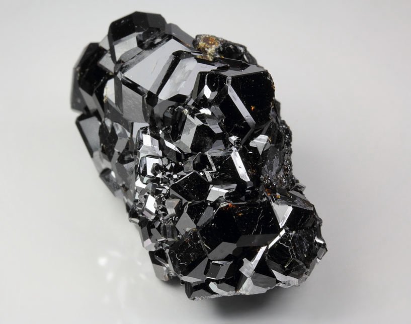 GARNET var. ANDRADITE var. MELANITE