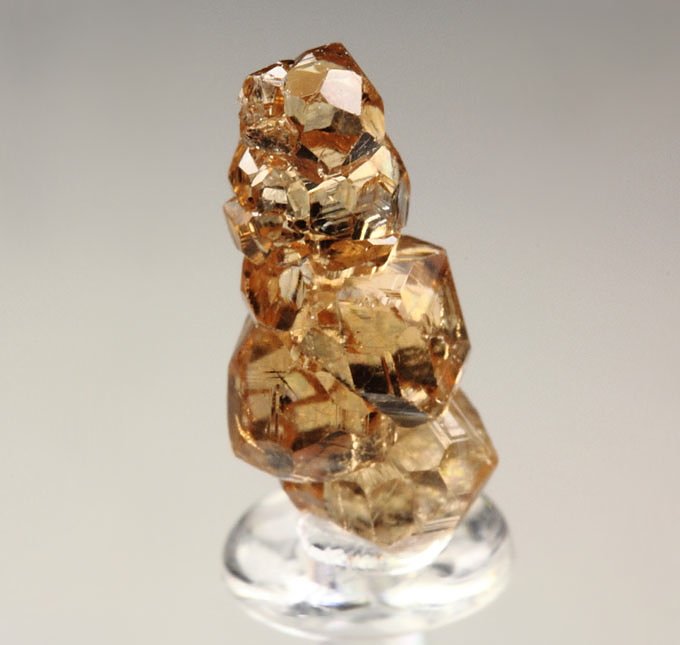 gem GARNET var. GROSSULAR