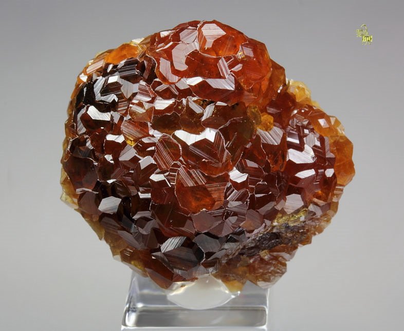 gem GARNET var. SPESSARTINE