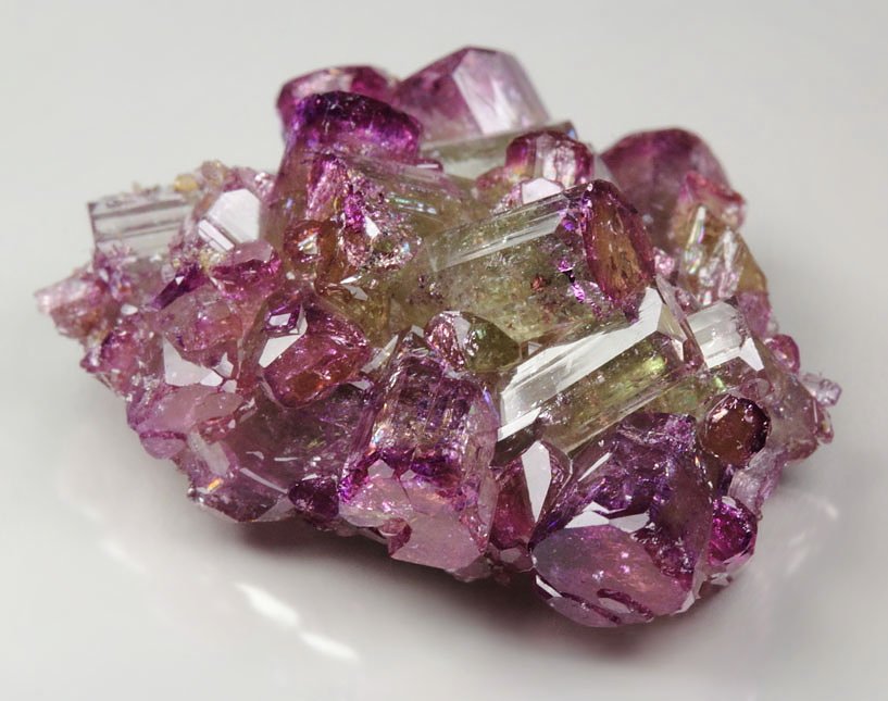 gem VESUVIANITE bi-color