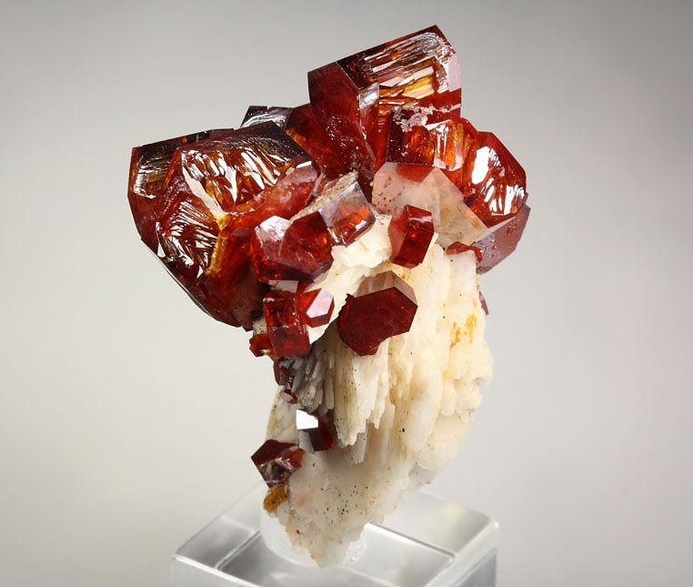 gemmy skeletal VANADINITE, BARYTE