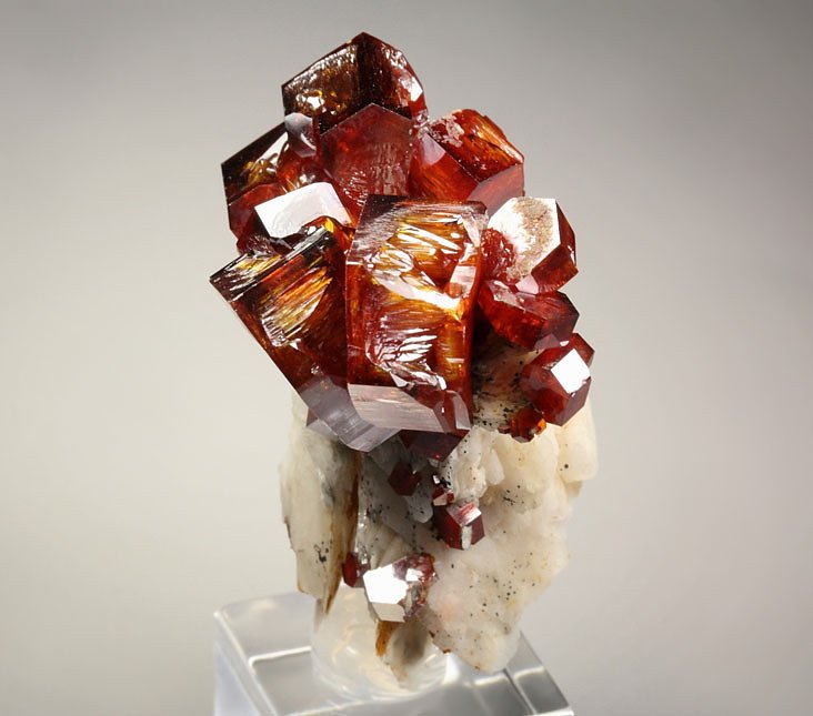 gemmy skeletal VANADINITE, BARYTE