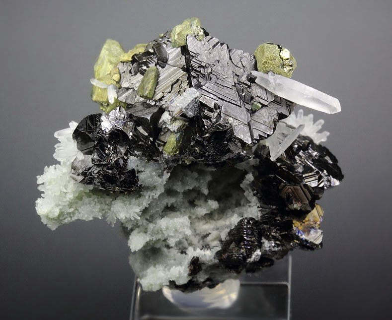 SPHALERITE, CHALCOPYRITE, QUARTZ, PYRITE, GALENA