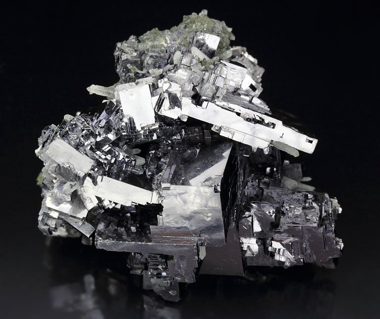 skeletal GALENA, QUARTZ