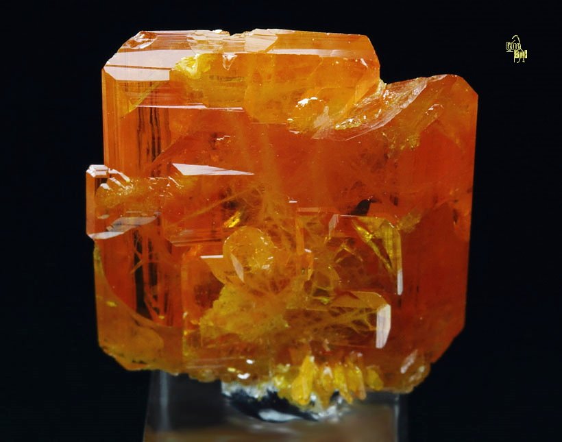 WULFENITE