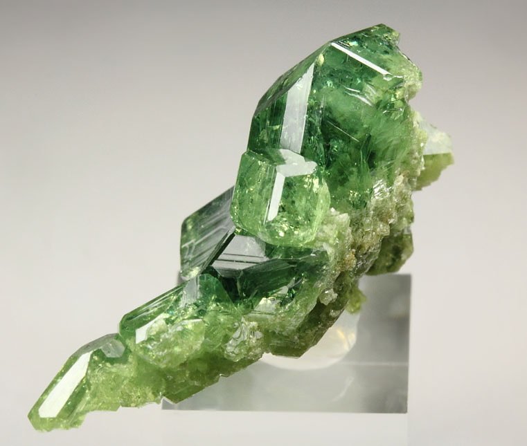 gem GARNET var. ANDRADITE var. DEMANTOID