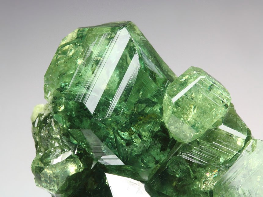 gem GARNET var. ANDRADITE var. DEMANTOID