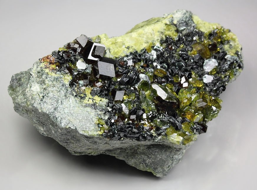 GARNET var. ANDRADITE, gem EPIDOTE, DIOPSIDE, MUSCOVITE