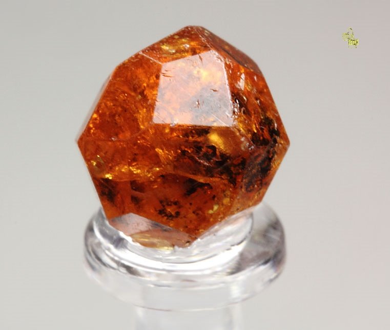 gem GARNET var. SPESSARTINE