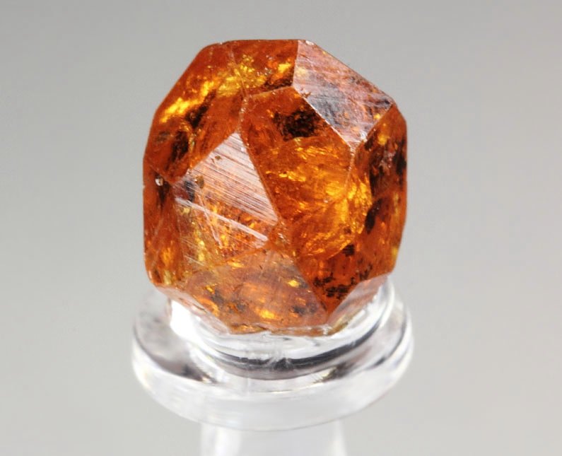 gem GARNET var. SPESSARTINE