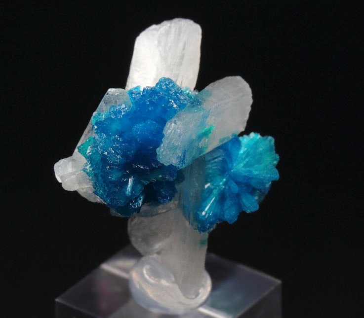 CAVANSITE, STILBITE