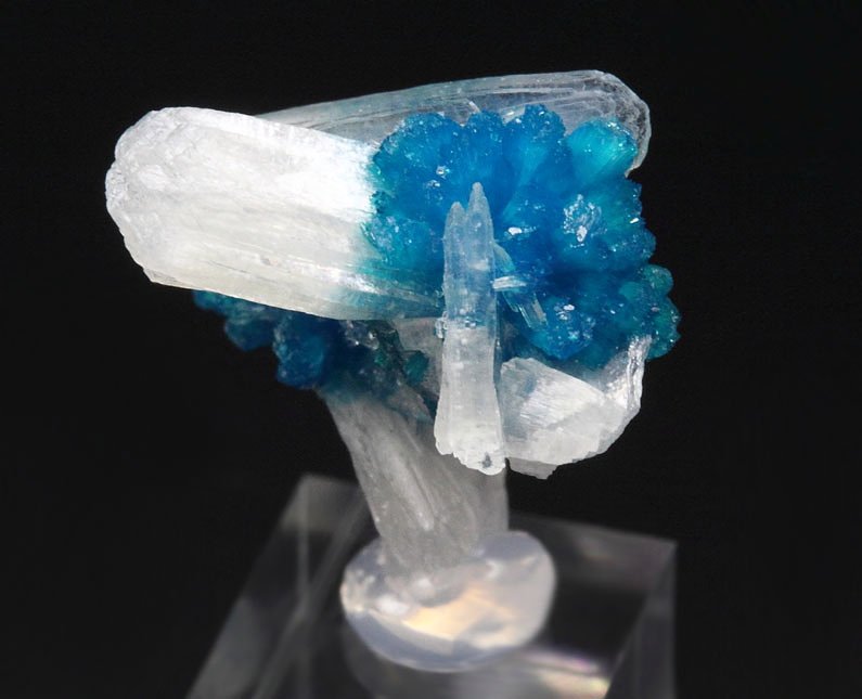 CAVANSITE, STILBITE