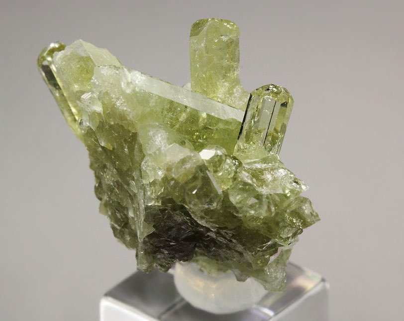 gem VESUVIANITE