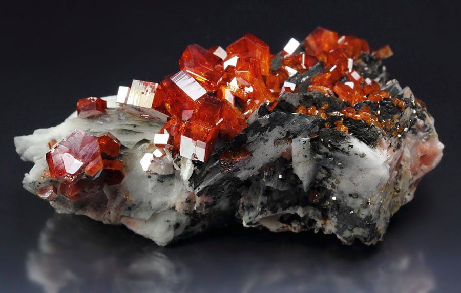 gemmy VANADINITE, BARYTE