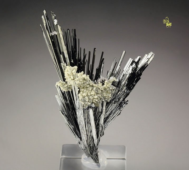 STIBNITE, SIDERITE