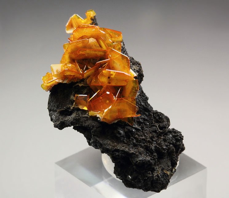 WULFENITE