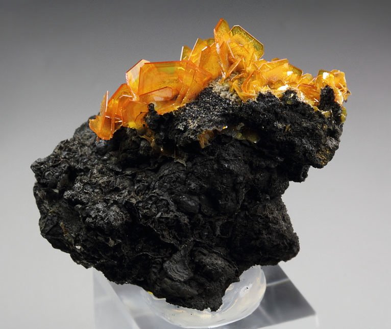 WULFENITE