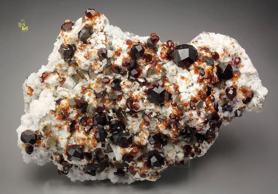 gemmy GARNET var. SPESSARTINE, QUARTZ var. SMOKY, FLUORITE