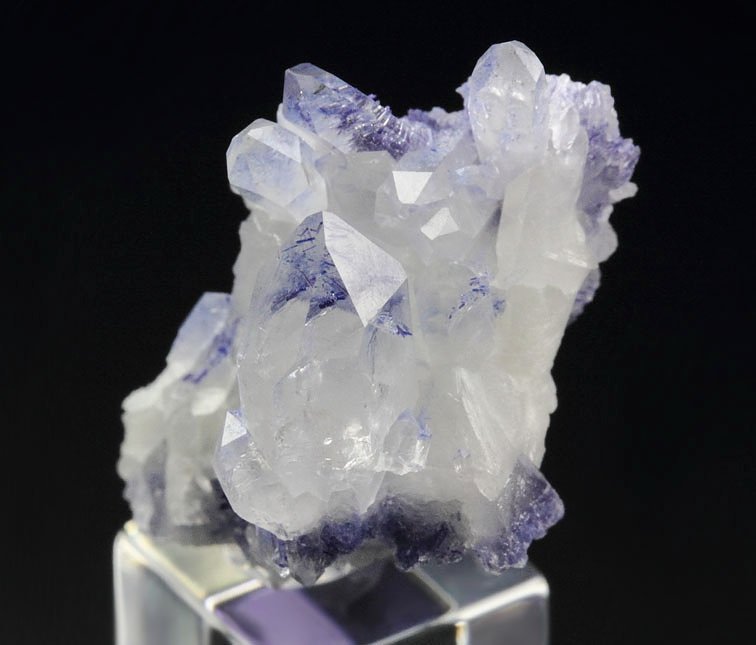 QUARTZ with DUMORTIERITE inclusions