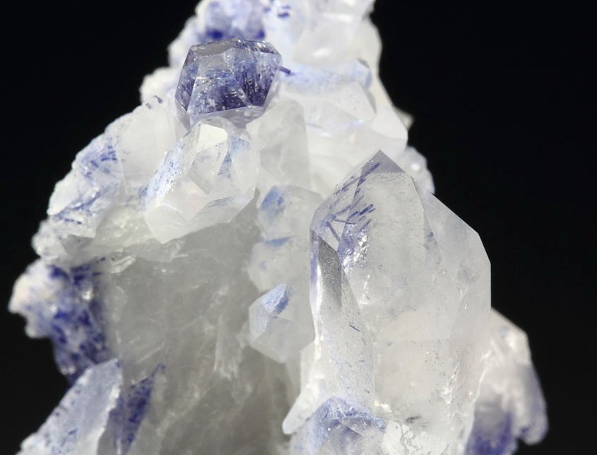 QUARTZ with DUMORTIERITE inclusions