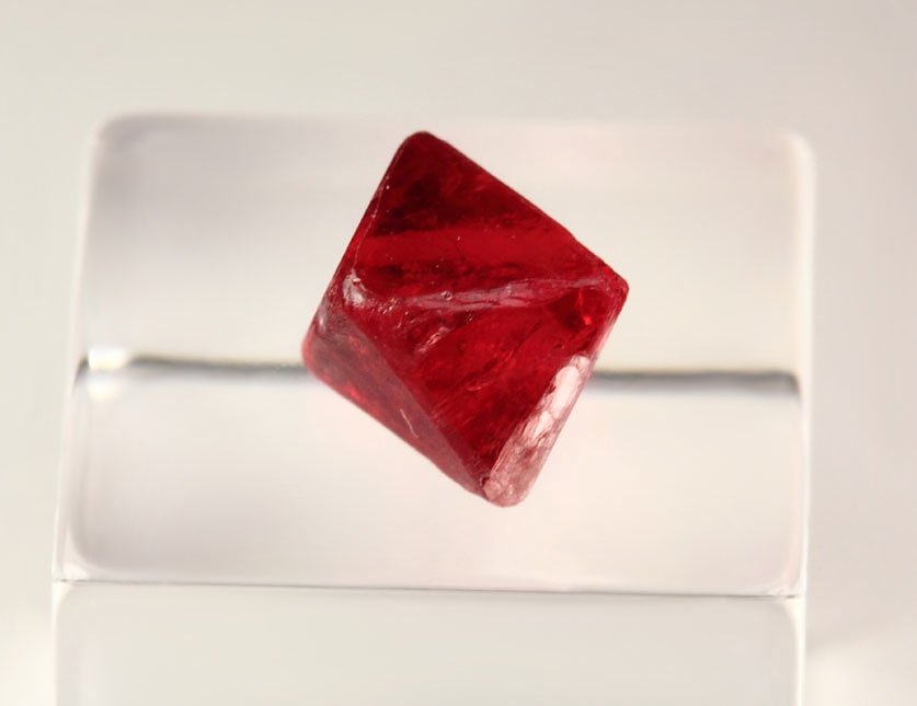 gem SPINEL