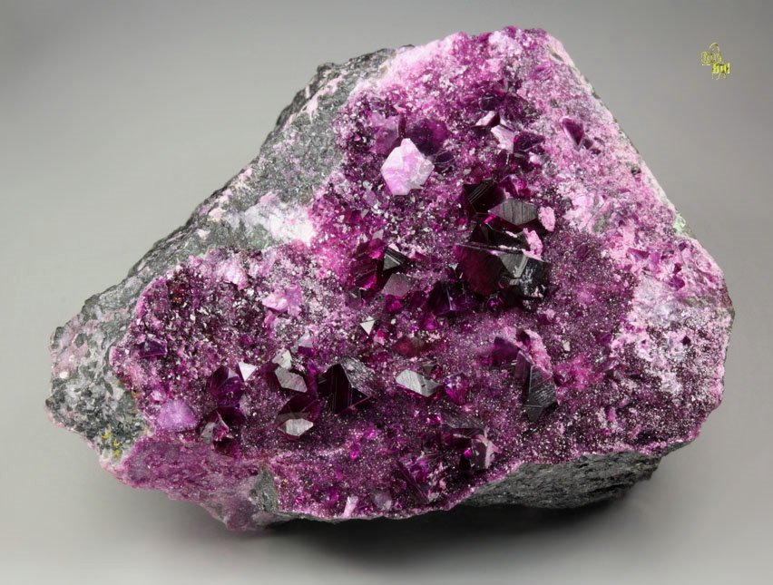 gem CHROMIAN CLINOCHLORE - KAMMERERITE