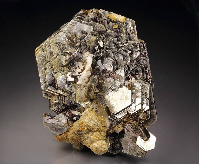 MUSCOVITE, ALBITE