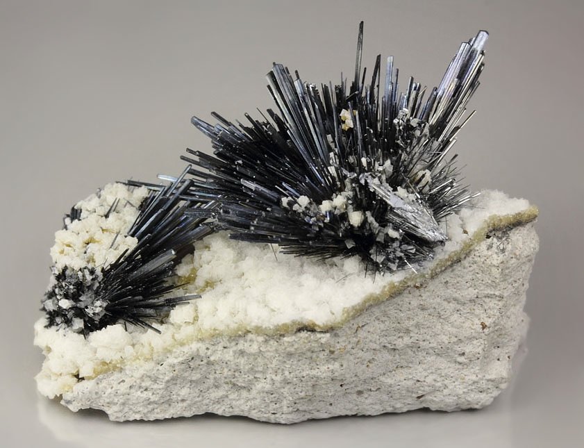 STIBNITE, SIDERITE